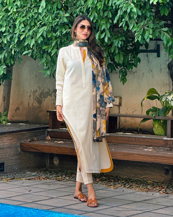 Ivory Two-Tone Set